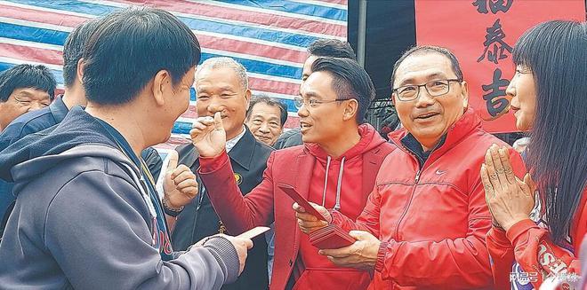 代坐不住了喊话侯友宜必须团体战瓦力棋牌韩国瑜桃园显威蓝新北民(图2)
