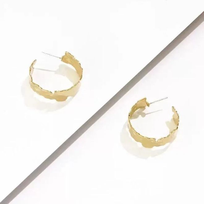 ”首饰搭配法给你东方美人震撼瓦力棋牌游戏看懂 “地母系(图13) ”首饰搭配法给你东方美人震撼瓦力棋牌游戏看懂 “地母系(图13)