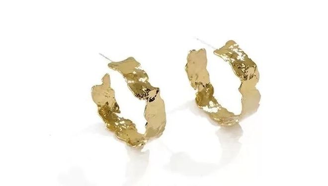 ”首饰搭配法给你东方美人震撼瓦力棋牌游戏看懂 “地母系(图4) ”首饰搭配法给你东方美人震撼瓦力棋牌游戏看懂 “地母系(图4)