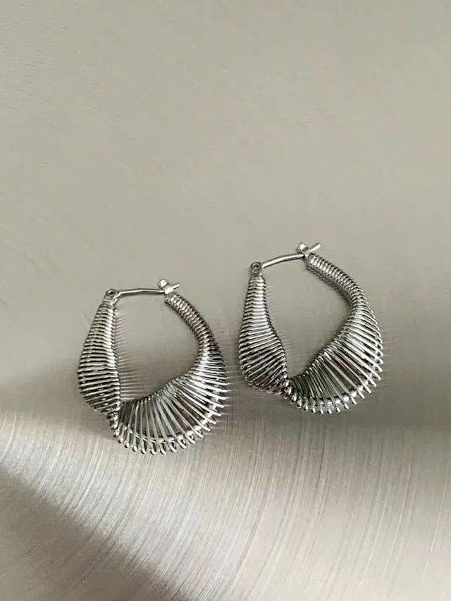 ”首饰搭配法给你东方美人震撼瓦力棋牌游戏看懂 “地母系(图10) ”首饰搭配法给你东方美人震撼瓦力棋牌游戏看懂 “地母系(图10)